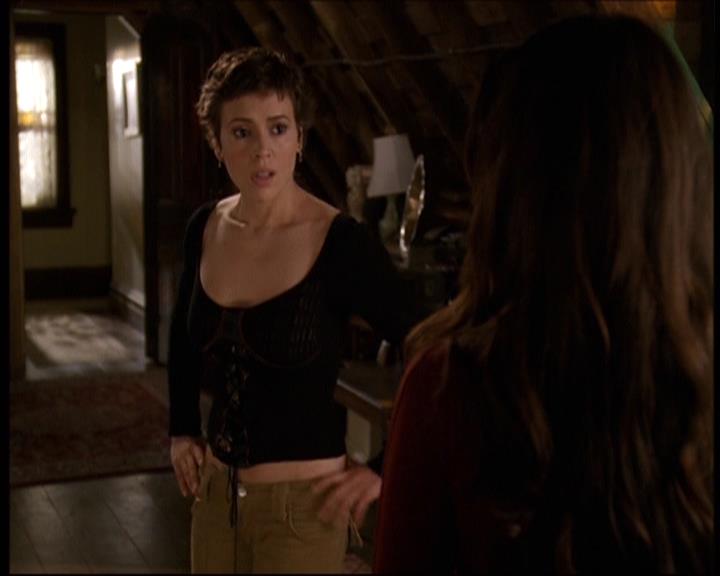 Charmed-Online-dot-609LittleMonsters1062.jpg Charmed-Online-dot-609LittleMonsters1062.jpg