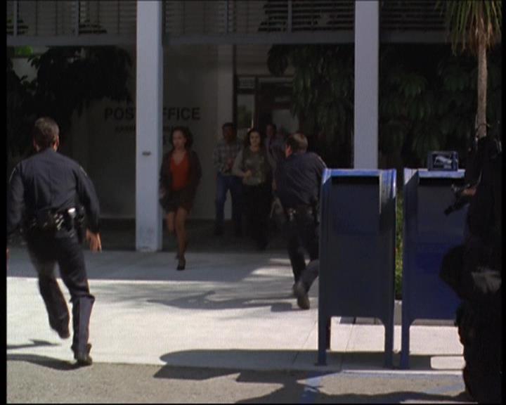 Charmed-Online-dot-609LittleMonsters1354.jpg Charmed-Online-dot-609LittleMonsters1354.jpg