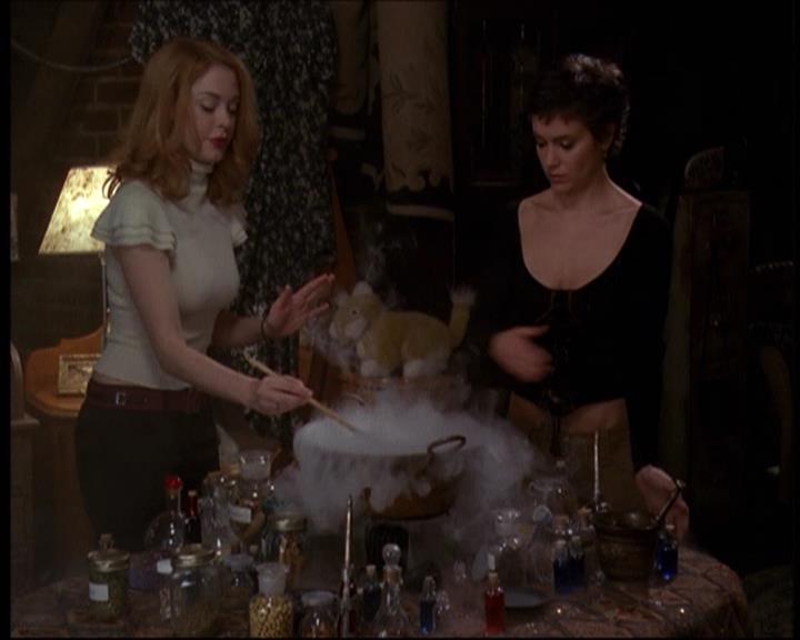 Charmed-Online-dot-609LittleMonsters1476.jpg Charmed-Online-dot-609LittleMonsters1476.jpg