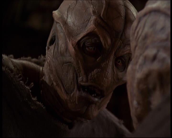 Charmed-Online-dot-609LittleMonsters1545.jpg Charmed-Online-dot-609LittleMonsters1545.jpg