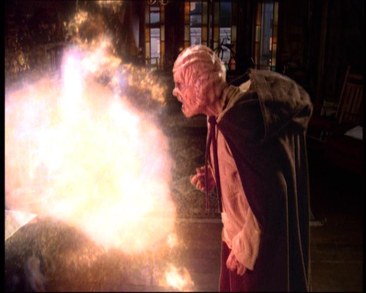 Charmed-Online-dot-609LittleMonsters1549.jpg Charmed-Online-dot-609LittleMonsters1549.jpg