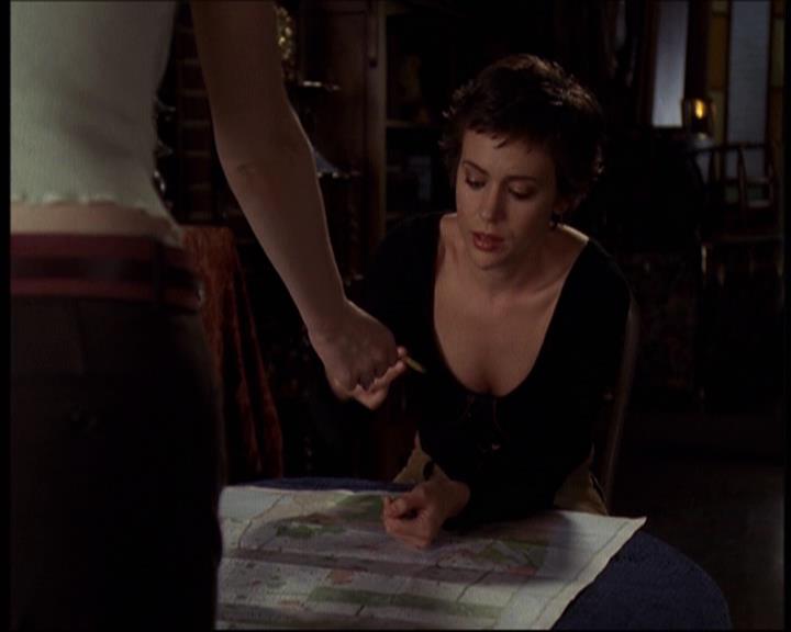 Charmed-Online-dot-609LittleMonsters1636.jpg