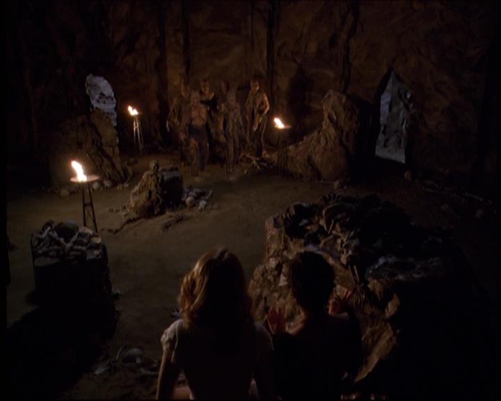 Charmed-Online-dot-609LittleMonsters1846.jpg
