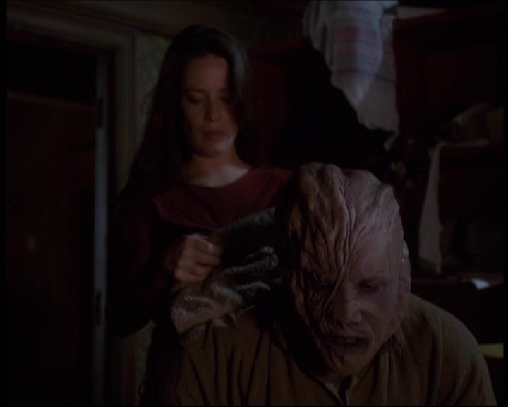 Charmed-Online-dot-609LittleMonsters1868.jpg Charmed-Online-dot-609LittleMonsters1868.jpg