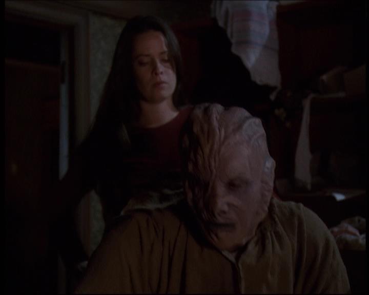 Charmed-Online-dot-609LittleMonsters1901.jpg Charmed-Online-dot-609LittleMonsters1901.jpg