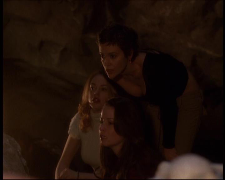 Charmed-Online-dot-609LittleMonsters2046.jpg Charmed-Online-dot-609LittleMonsters2046.jpg