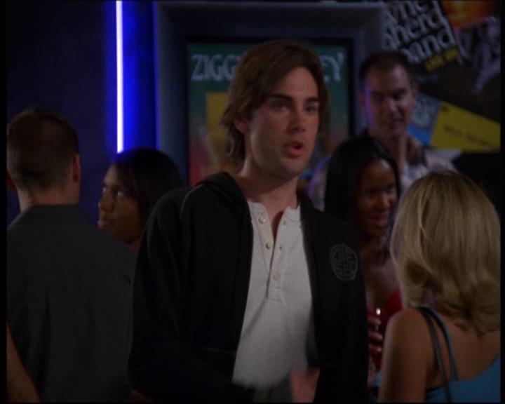 Charmed-Online-dot-610Chris-Crossed0118.jpg Charmed-Online-dot-610Chris-Crossed0118.jpg