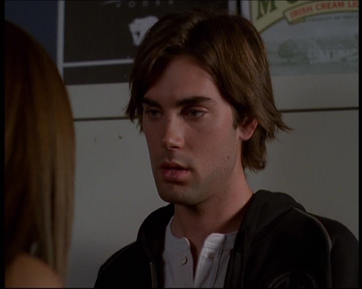 Charmed-Online-dot-610Chris-Crossed0155.jpg