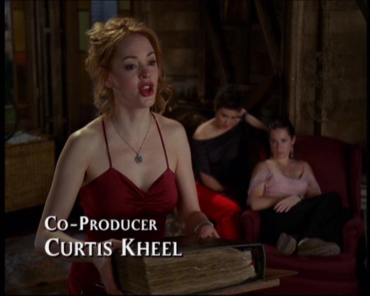 Charmed-Online-dot-610Chris-Crossed0310.jpg