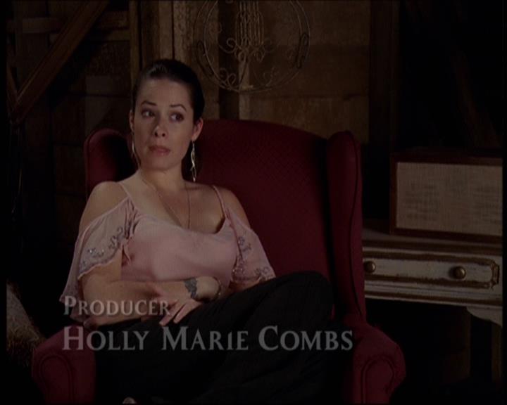 Charmed-Online-dot-610Chris-Crossed0317.jpg