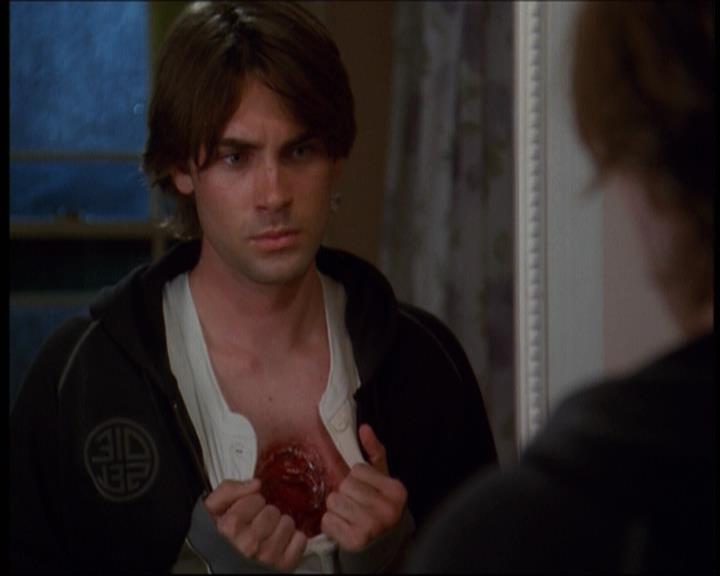 Charmed-Online-dot-610Chris-Crossed0382.jpg