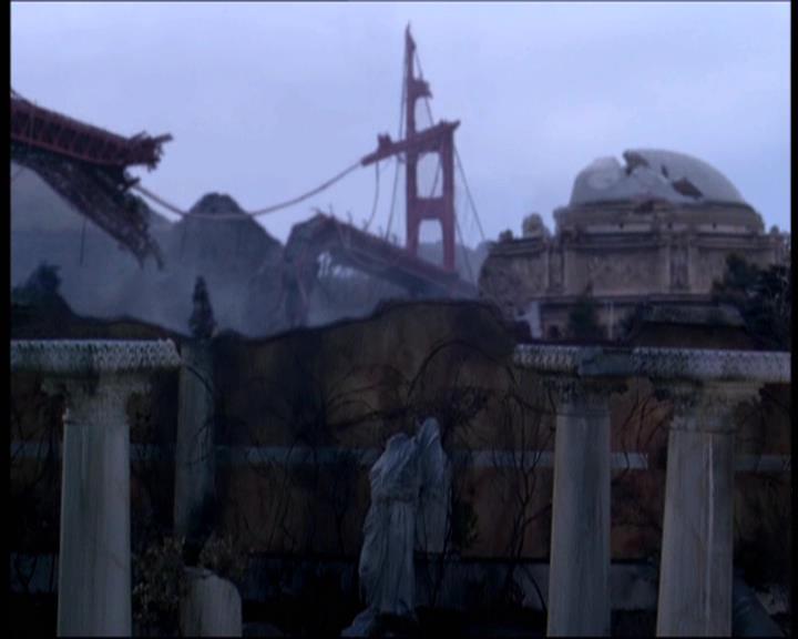 Charmed-Online-dot-610Chris-Crossed0414.jpg Charmed-Online-dot-610Chris-Crossed0414.jpg