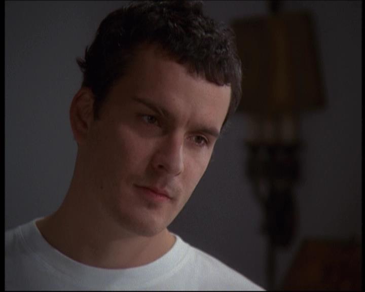 Charmed-Online-dot-610Chris-Crossed0545.jpg