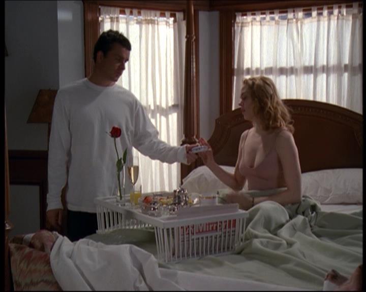 Charmed-Online-dot-610Chris-Crossed0558.jpg Charmed-Online-dot-610Chris-Crossed0558.jpg