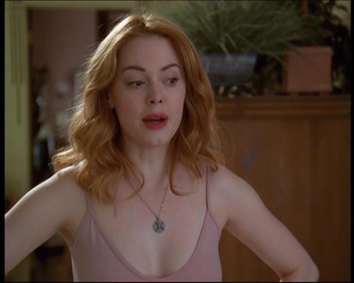 Charmed-Online-dot-610Chris-Crossed0575.jpg Charmed-Online-dot-610Chris-Crossed0575.jpg