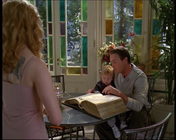 Charmed-Online-dot-610Chris-Crossed0583.jpg Charmed-Online-dot-610Chris-Crossed0583.jpg