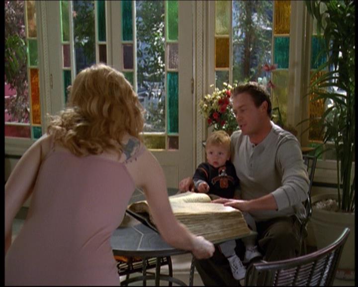 Charmed-Online-dot-610Chris-Crossed0588.jpg