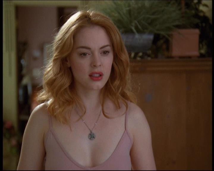 Charmed-Online-dot-610Chris-Crossed0592.jpg Charmed-Online-dot-610Chris-Crossed0592.jpg