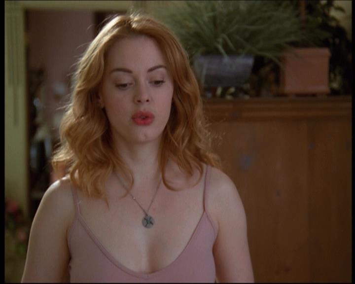 Charmed-Online-dot-610Chris-Crossed0602.jpg