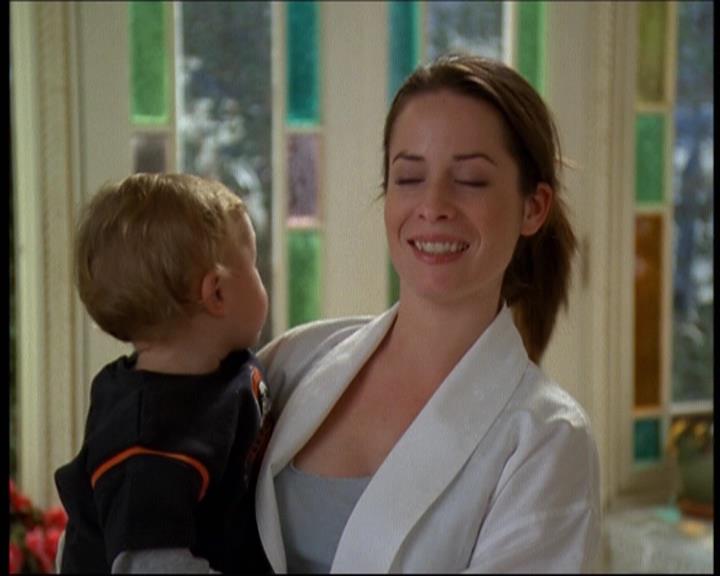 Charmed-Online-dot-610Chris-Crossed0639.jpg Charmed-Online-dot-610Chris-Crossed0639.jpg