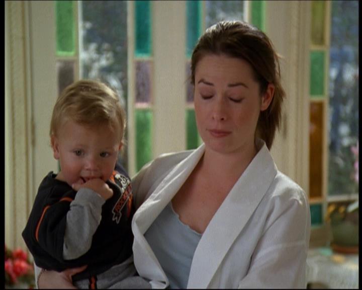 Charmed-Online-dot-610Chris-Crossed0660.jpg