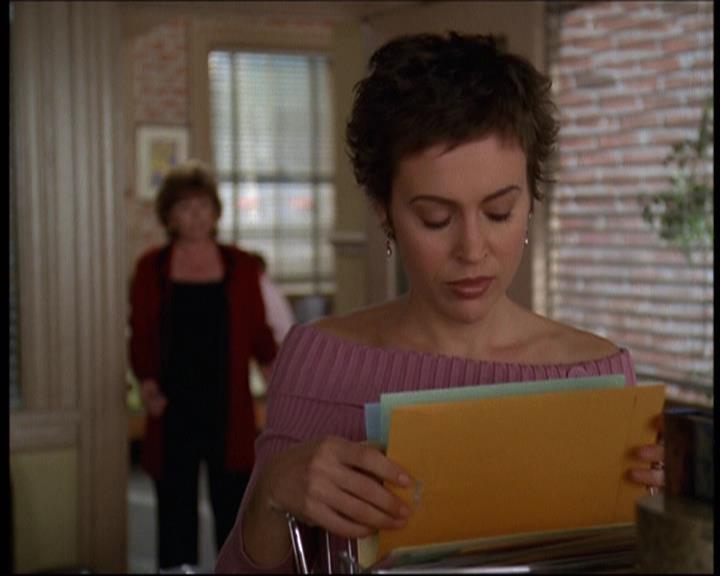 Charmed-Online-dot-610Chris-Crossed0693.jpg
