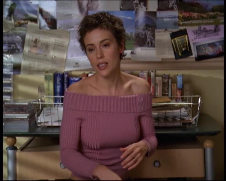 Charmed-Online-dot-610Chris-Crossed0696.jpg Charmed-Online-dot-610Chris-Crossed0696.jpg