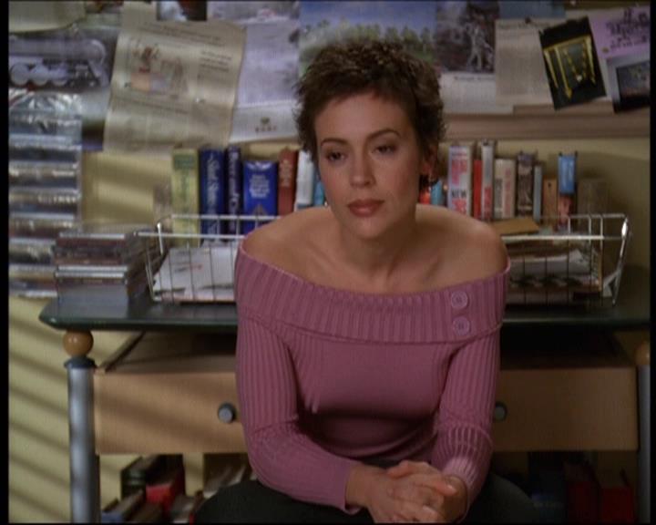 Charmed-Online-dot-610Chris-Crossed0703.jpg