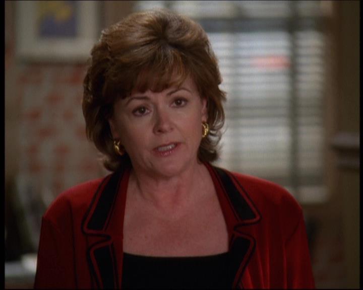 Charmed-Online-dot-610Chris-Crossed0710.jpg