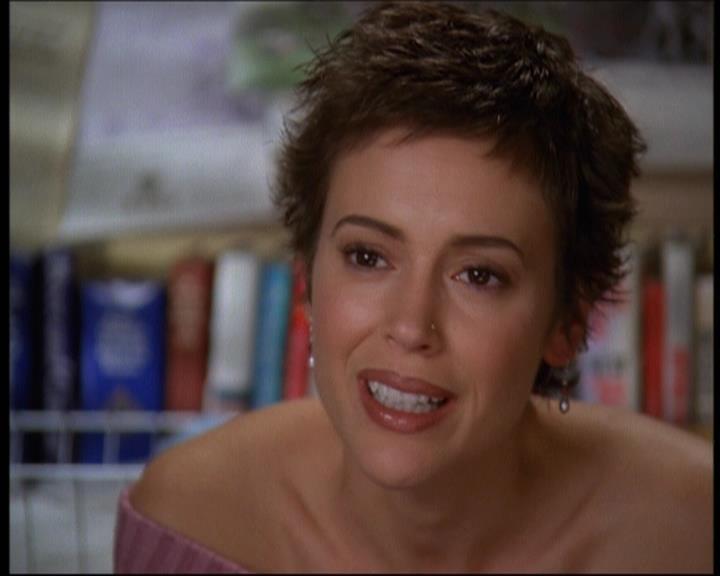 Charmed-Online-dot-610Chris-Crossed0715.jpg Charmed-Online-dot-610Chris-Crossed0715.jpg