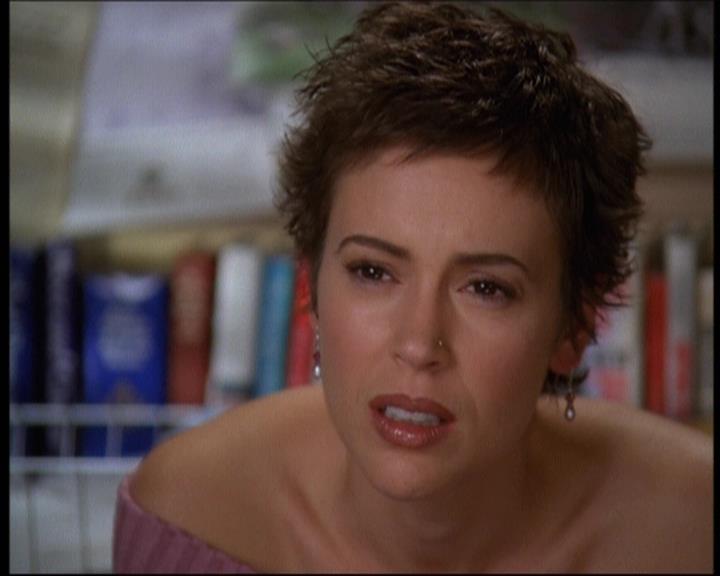 Charmed-Online-dot-610Chris-Crossed0725.jpg