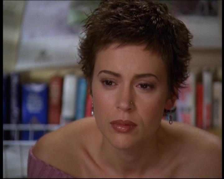 Charmed-Online-dot-610Chris-Crossed0751.jpg