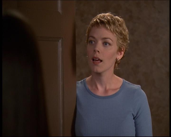 Charmed-Online-dot-610Chris-Crossed0756.jpg