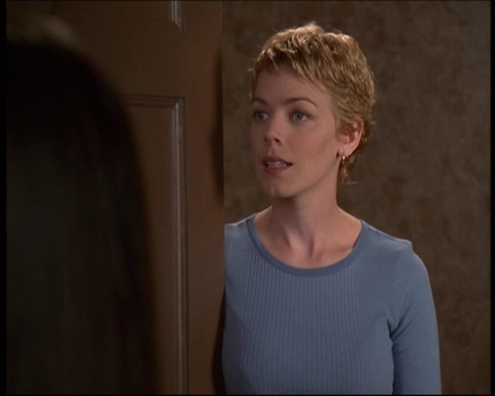 Charmed-Online-dot-610Chris-Crossed0761.jpg