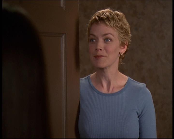 Charmed-Online-dot-610Chris-Crossed0764.jpg