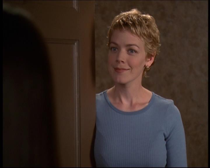 Charmed-Online-dot-610Chris-Crossed0767.jpg Charmed-Online-dot-610Chris-Crossed0767.jpg