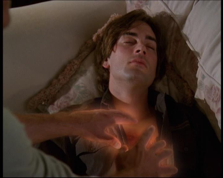 Charmed-Online-dot-610Chris-Crossed0927.jpg Charmed-Online-dot-610Chris-Crossed0927.jpg