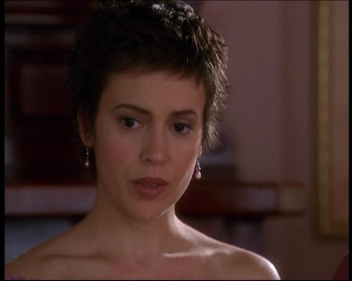 Charmed-Online-dot-610Chris-Crossed0950.jpg Charmed-Online-dot-610Chris-Crossed0950.jpg