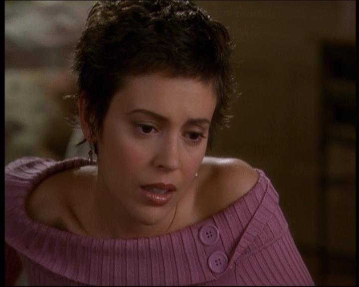 Charmed-Online-dot-610Chris-Crossed0958.jpg Charmed-Online-dot-610Chris-Crossed0958.jpg