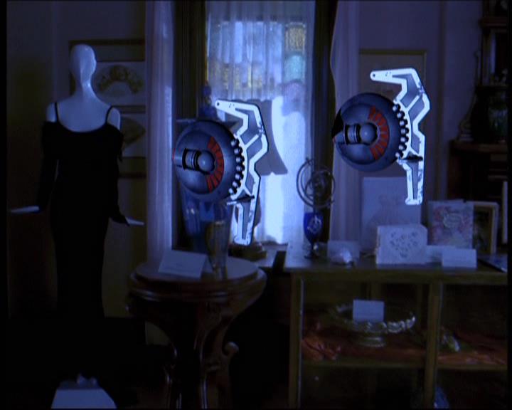 Charmed-Online-dot-610Chris-Crossed1022.jpg