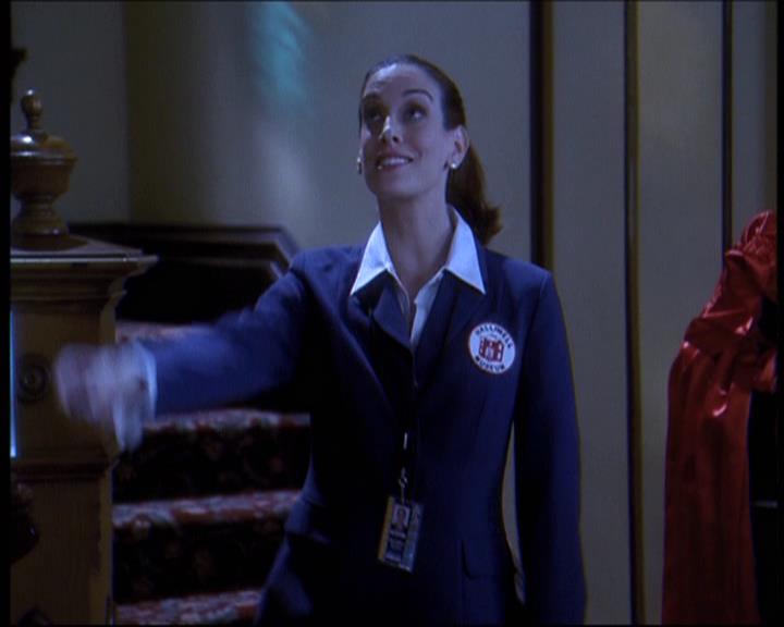 Charmed-Online-dot-610Chris-Crossed1040.jpg Charmed-Online-dot-610Chris-Crossed1040.jpg