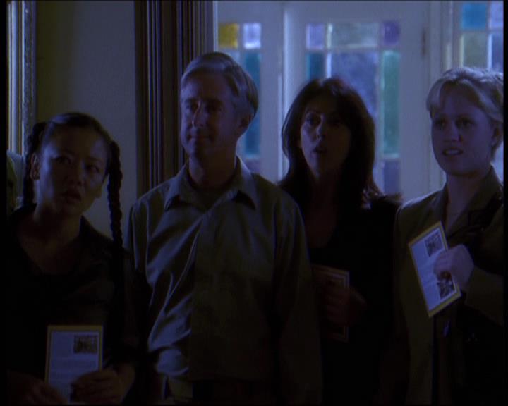 Charmed-Online-dot-610Chris-Crossed1044.jpg
