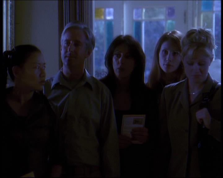 Charmed-Online-dot-610Chris-Crossed1051.jpg
