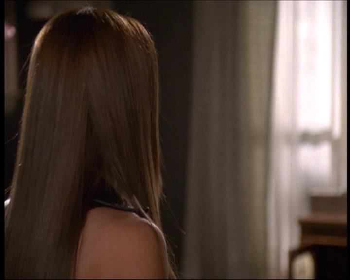 Charmed-Online-dot-610Chris-Crossed1241.jpg Charmed-Online-dot-610Chris-Crossed1241.jpg