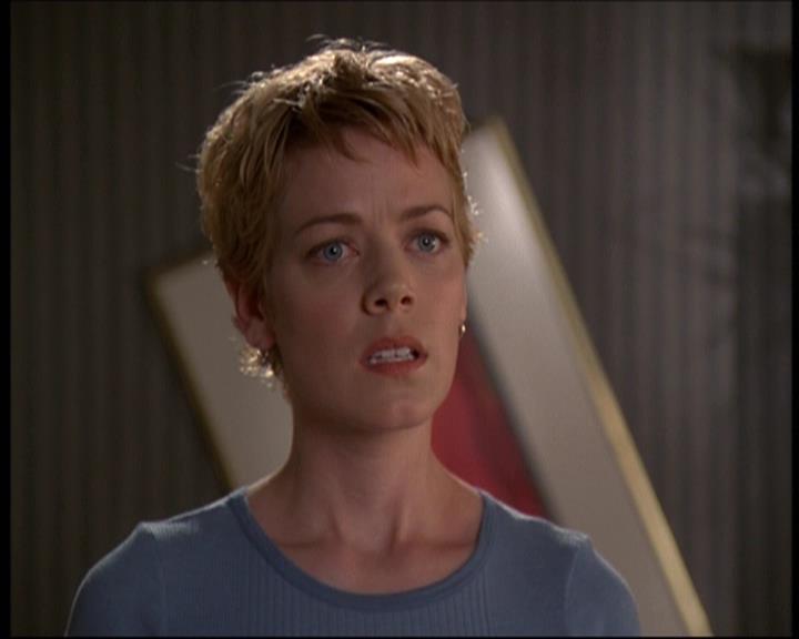 Charmed-Online-dot-610Chris-Crossed1255.jpg