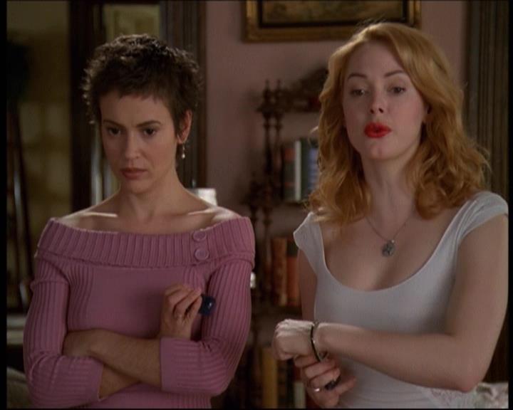 Charmed-Online-dot-610Chris-Crossed1276.jpg