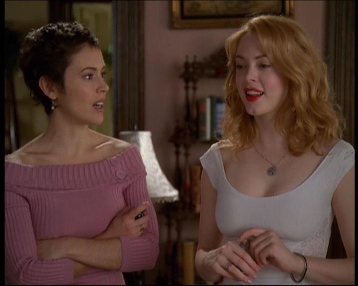 Charmed-Online-dot-610Chris-Crossed1290.jpg Charmed-Online-dot-610Chris-Crossed1290.jpg