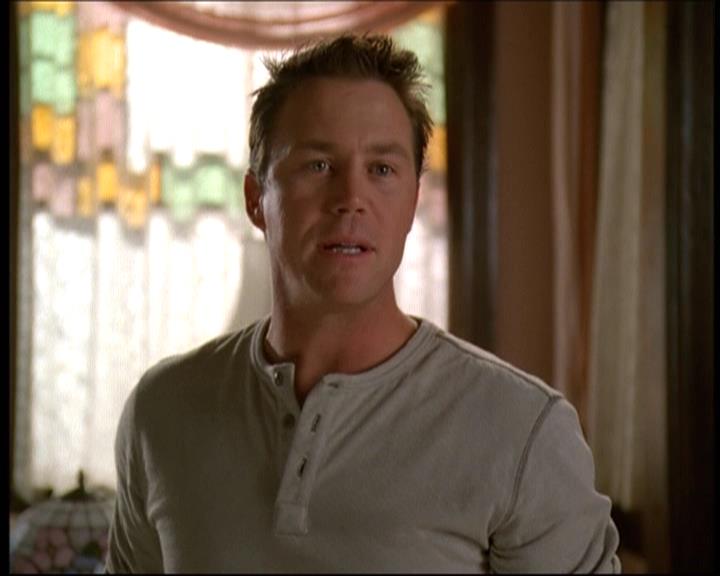 Charmed-Online-dot-610Chris-Crossed1303.jpg
