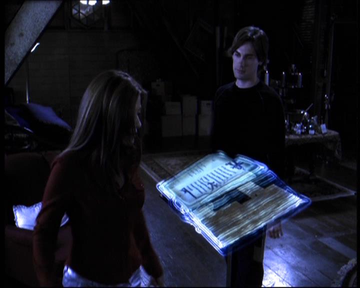 Charmed-Online-dot-610Chris-Crossed1370.jpg Charmed-Online-dot-610Chris-Crossed1370.jpg