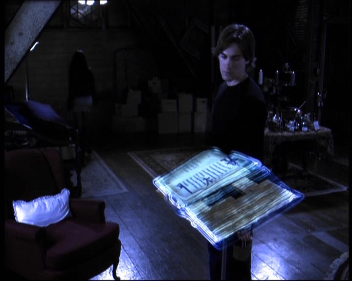 Charmed-Online-dot-610Chris-Crossed1390.jpg